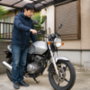 エンジンがかからないバイクの状態を確認する所有者